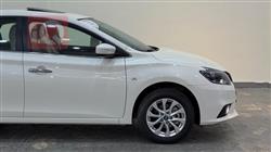 نيسان سيلفي